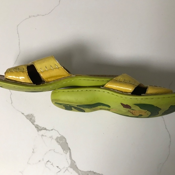 Born Slip on Yellow Leather Sandal EU 36 Women Shoes - Picture 4 of 9